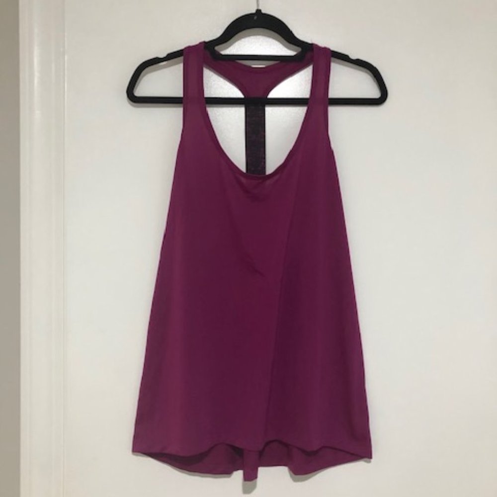 Old Navy Workout Top - Size Medium